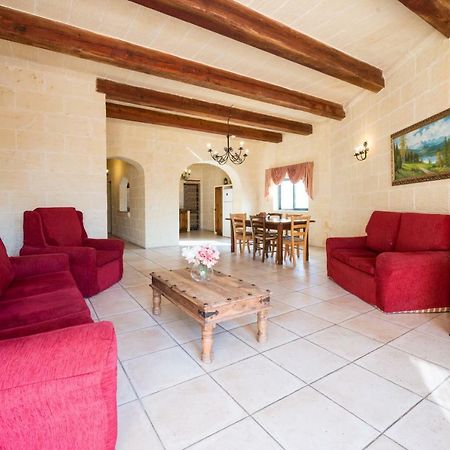 Sunset - Holiday Farmhouse With Large Private Pool In Island Of Gozo Nadur Kültér fotó