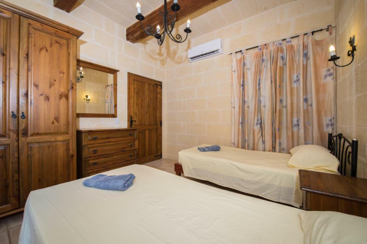 Sunset - Holiday Farmhouse With Large Private Pool In Island Of Gozo Nadur Kültér fotó